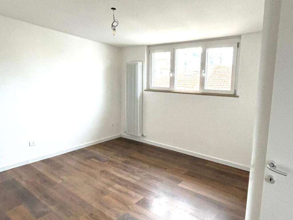 Appartamento a Pesaro in Viale Gorizia - Foto 5