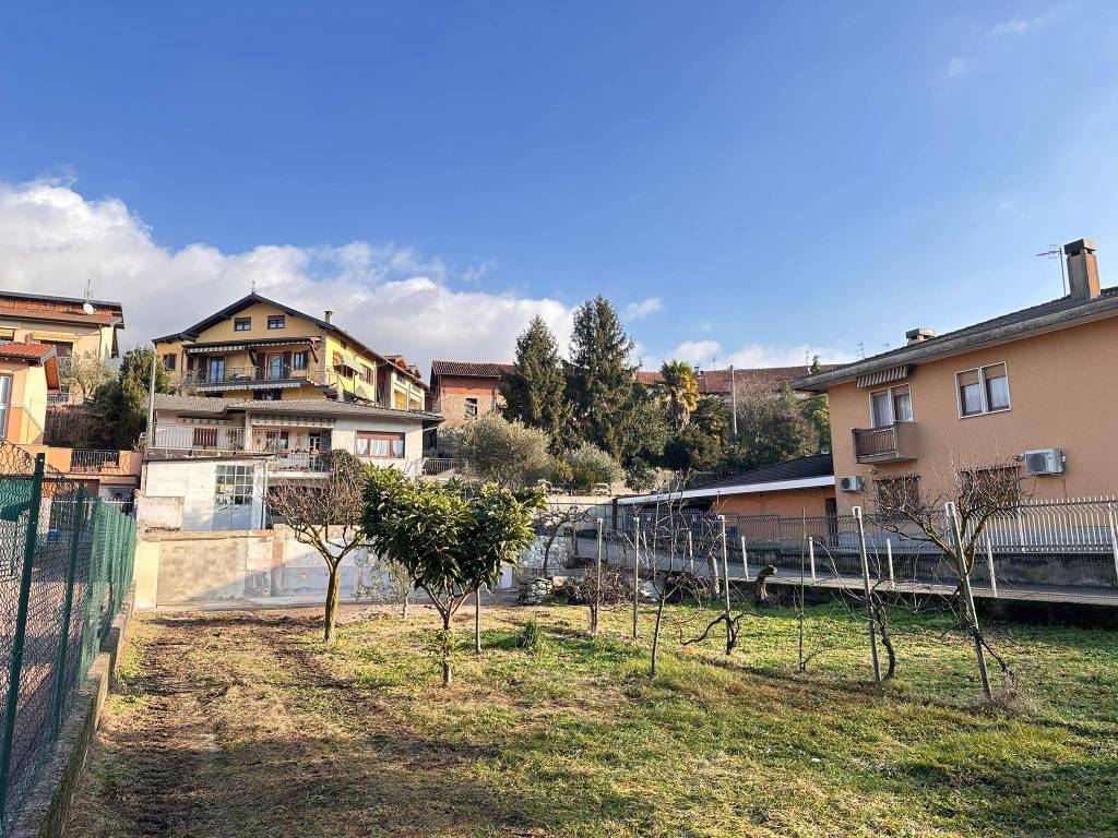 Villa a Gavirate in Via Nosé, 3 - Foto 2