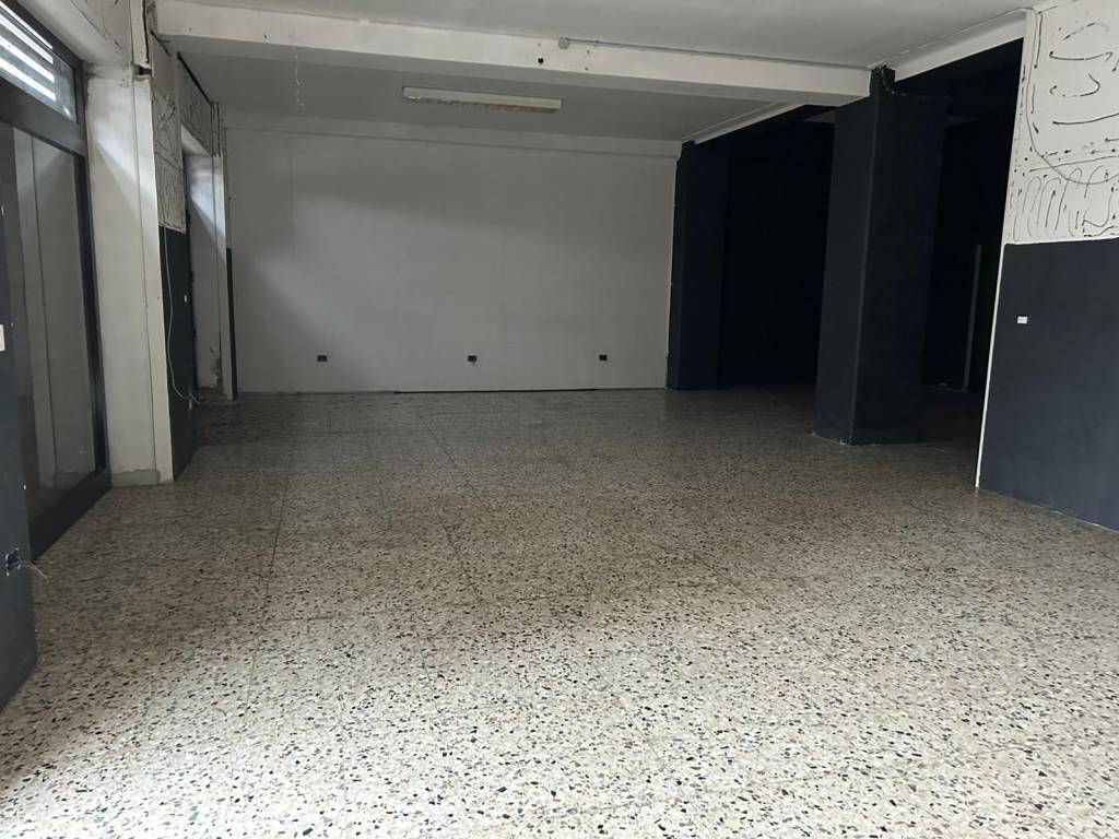 Immobile a Cosenza in Piazza Fausto e Luigi Gullo, 62 - Foto 3