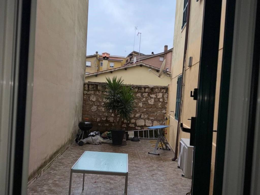 Appartamento a Allumiere in Via Mario Fontana - Foto 2