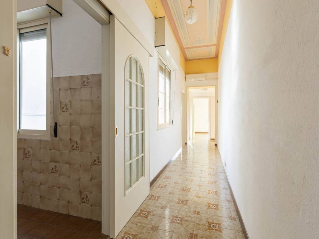 Appartamento a Cagliari in Via Volturno, 29 - Foto 3
