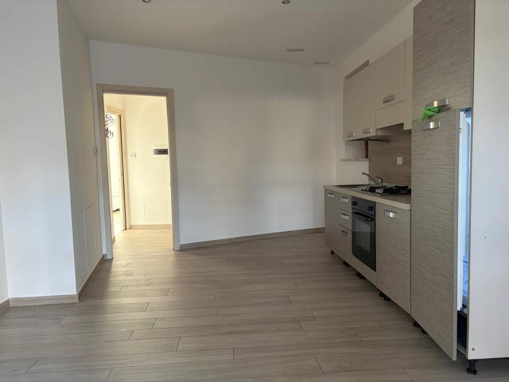 Appartamento a Chieri in Via Bernardo Vittone, 22 - Foto 2