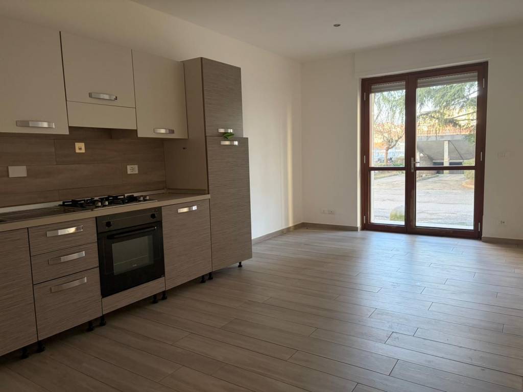 Appartamento a Chieri in Via Bernardo Vittone, 22 - Foto 3