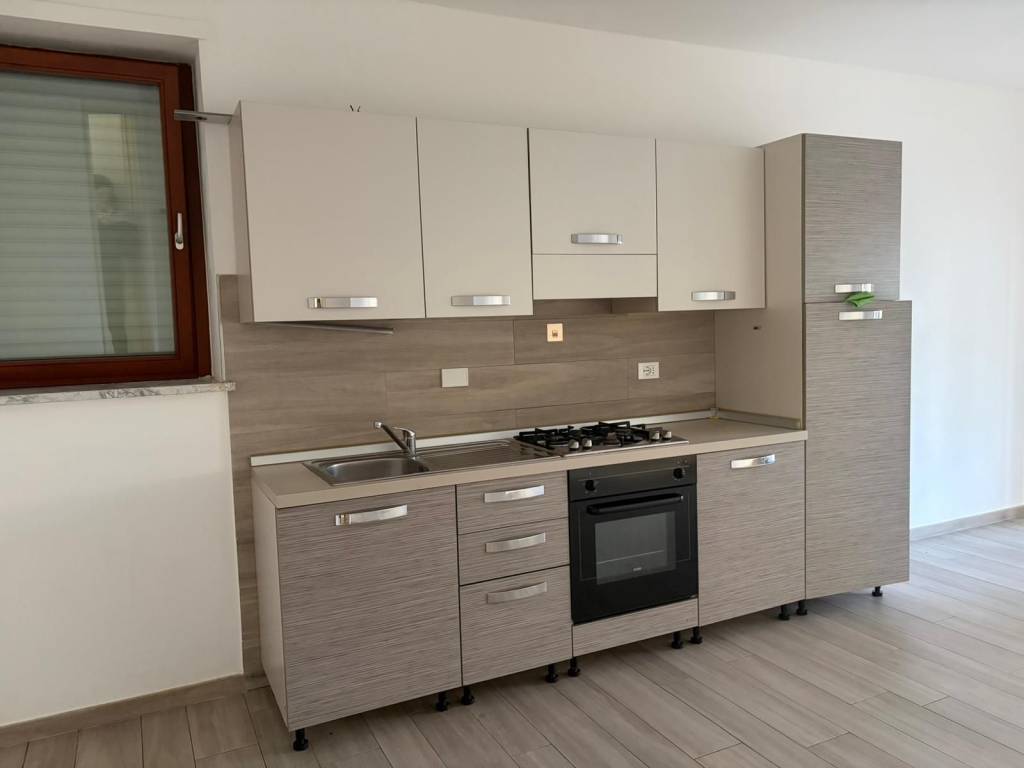 Appartamento a Chieri in Via Bernardo Vittone, 22 - Foto 4