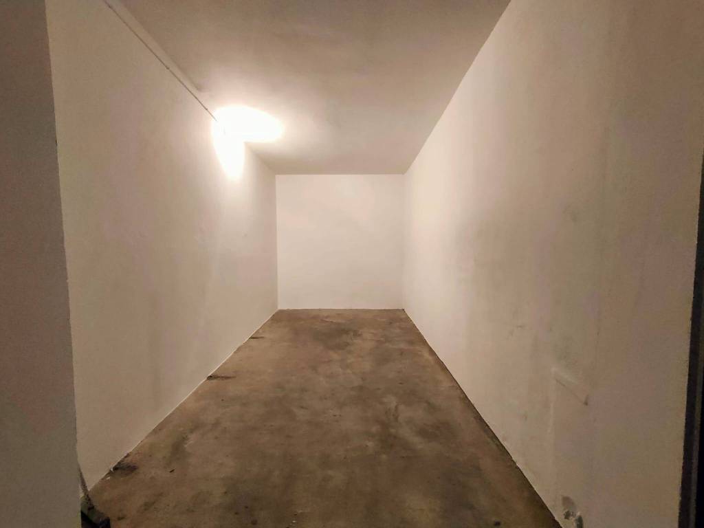 Box / garage a Asti in Via Ulrico Pagliani, 3 - Foto 2