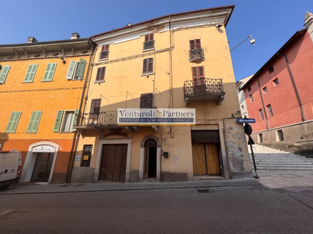 Rustico / casale a Castiglione delle stiviere in Via Giovanni Chiassi - Foto 3