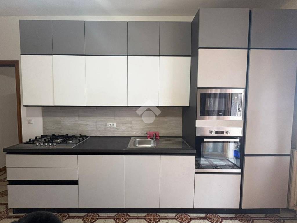 Appartamento a Cagliari in Via Giovanni Randaccio, 6 - Foto 3