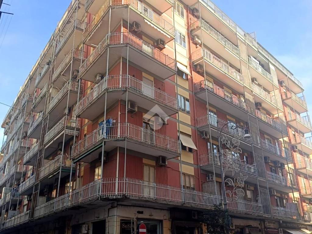 Appartamento a Salerno in Via XX Settembre, 14 - Foto 2