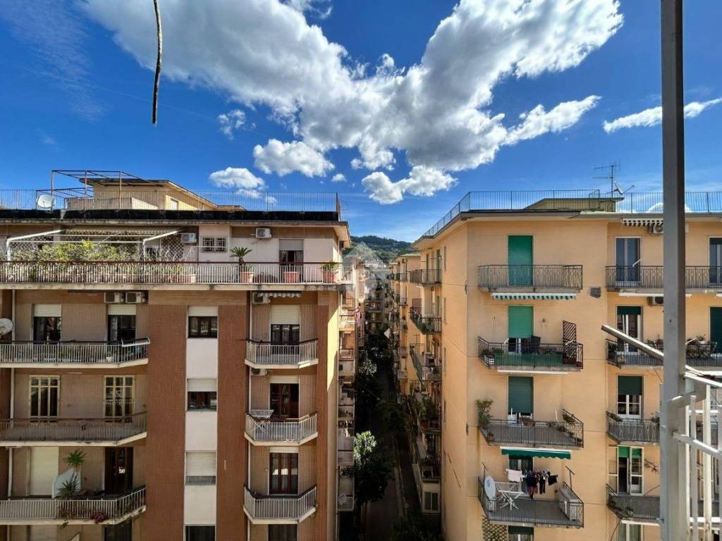 Appartamento a Salerno in Via XX Settembre, 14 - Foto 3