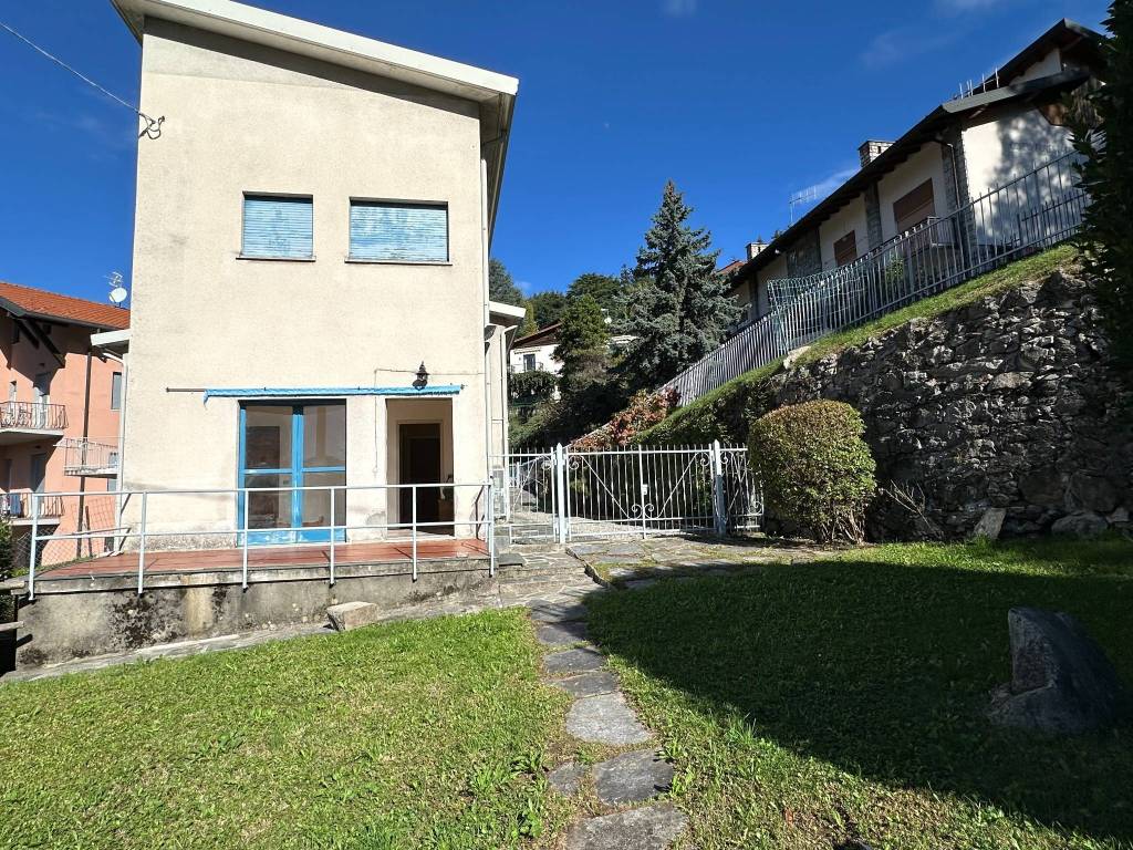 Appartamento a Asso in Via Vittorio Veneto, 10 - Foto 5