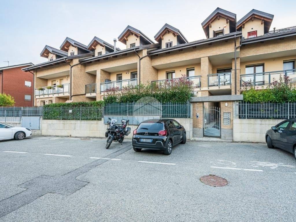 Appartamento a Pianezza in Via Mario Lisa, 11 - Foto 2