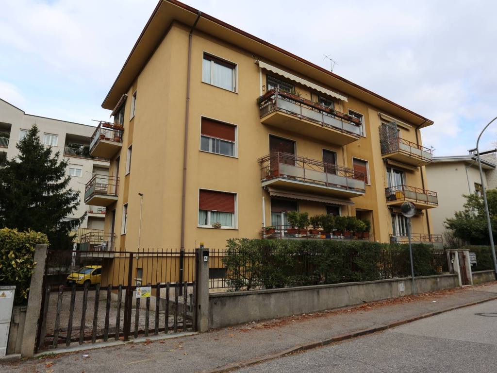 Appartamento a Rovereto in Via Giovanni Segantini, 19 - Foto 4