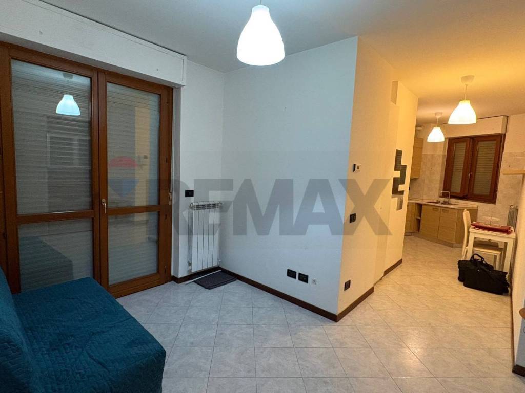 Appartamento a Garbagnate milanese in Via Signorelli, 152 - Foto 3