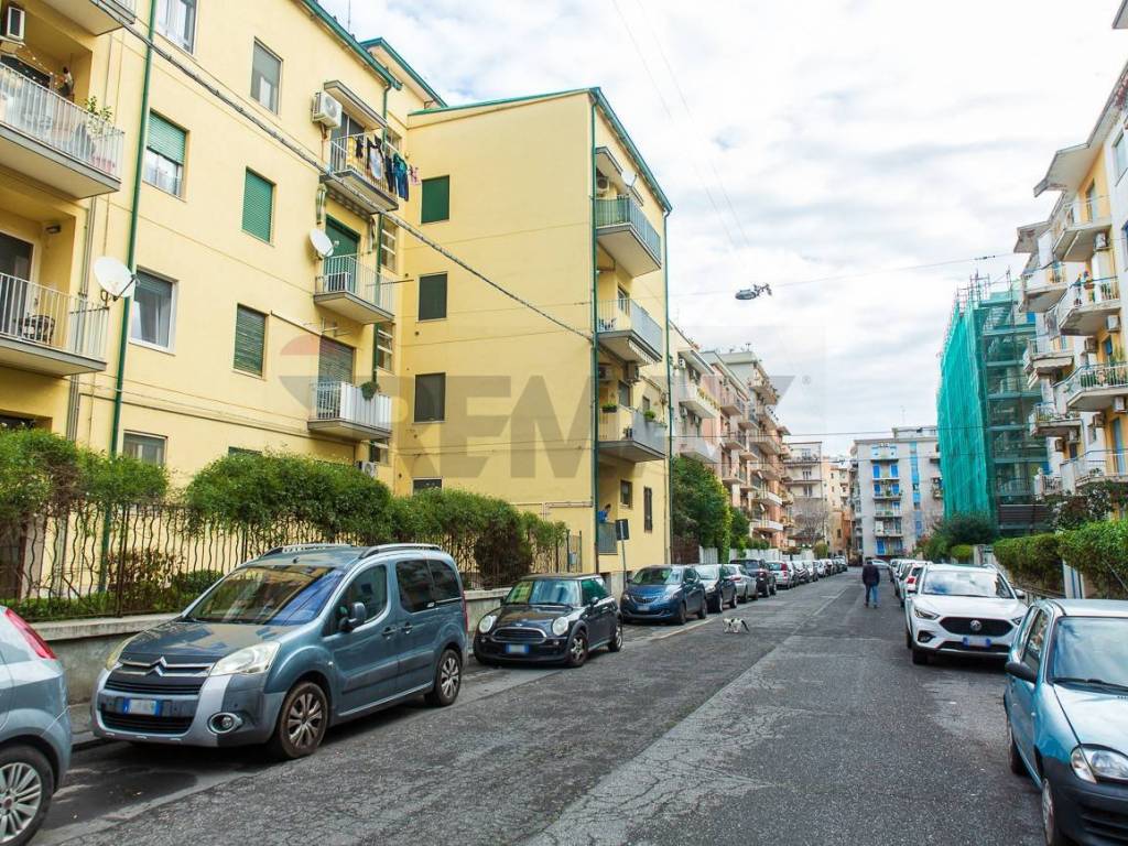Appartamento a Catania in Via Costanza D'Aragona, 16 - Foto 2