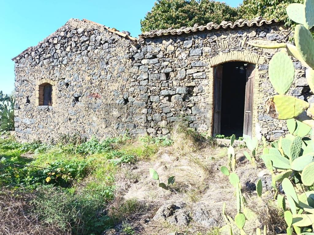 Terreno a Aci castello in Via Macaluso - Foto 4