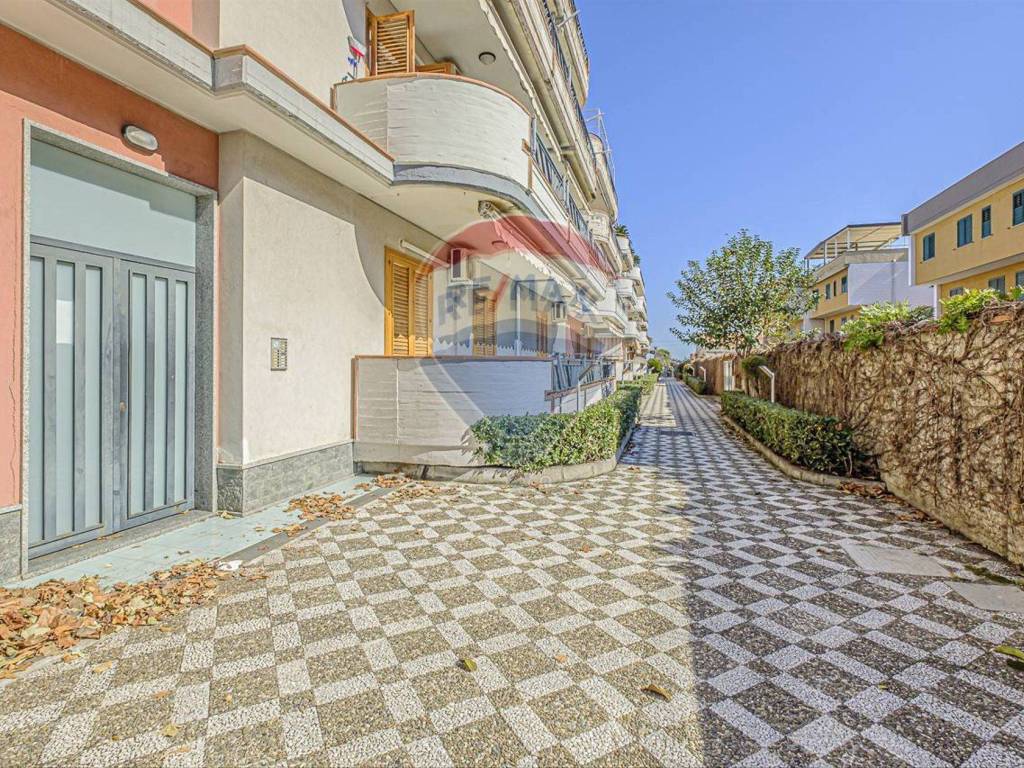 Palazzo / stabile a Mascali in Via Spiaggia, 339 - Foto 3