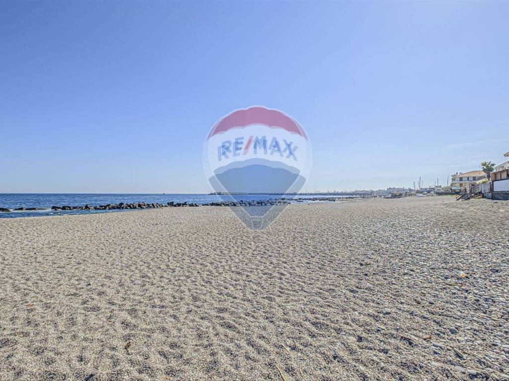 Palazzo / stabile a Mascali in Via Spiaggia, 339 - Foto 4