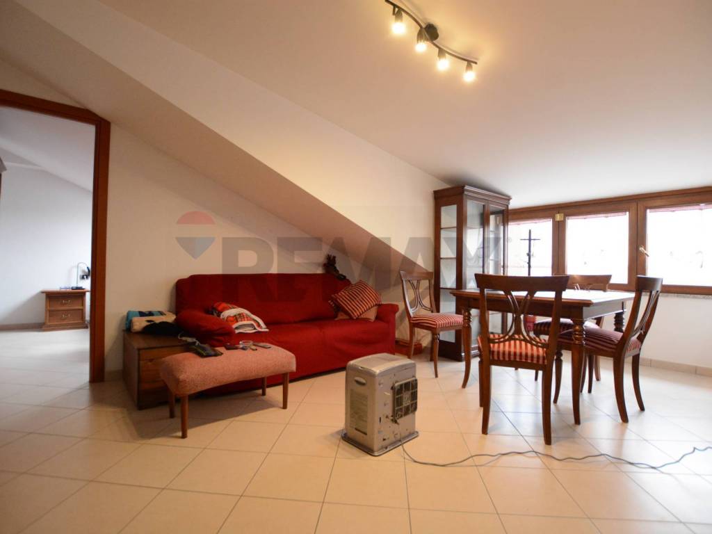Attico / mansarda a Millesimo in Goffredo Mameli, 26 - Foto 2