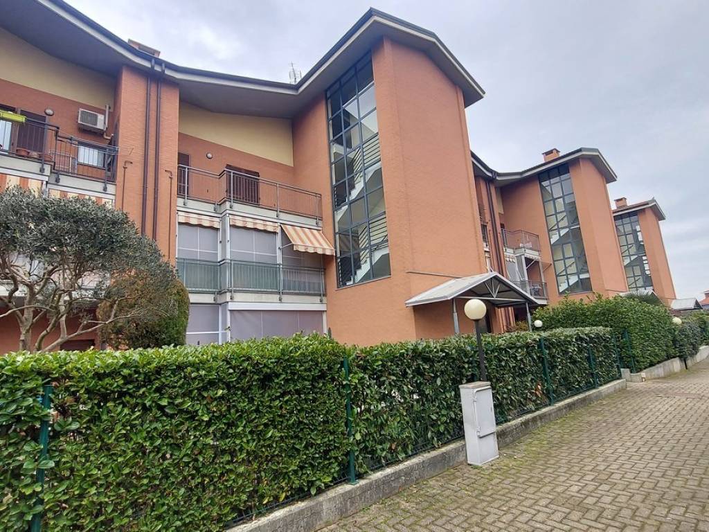 Appartamento a Leinì in Via del Padre, 17 - Foto 2