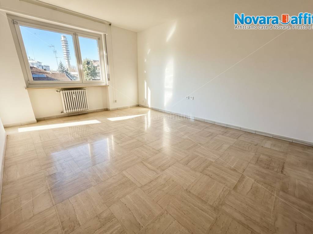 Appartamento a Novara in Via Galileo Galilei - Foto 2