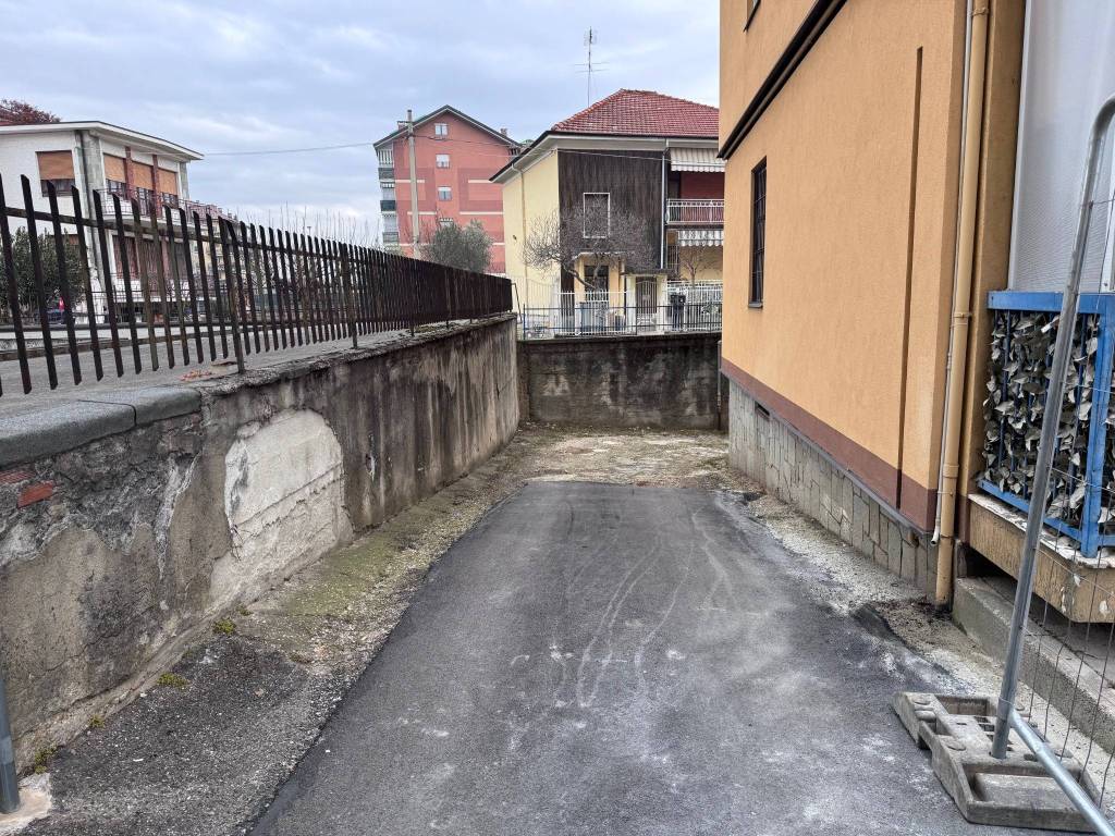 Box / garage a Piossasco in Via Massimo d'Azeglio - Foto 3