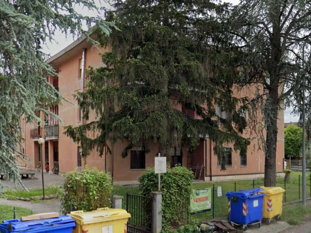 Appartamento a Cento in via Piemonte, 10 - Foto 2