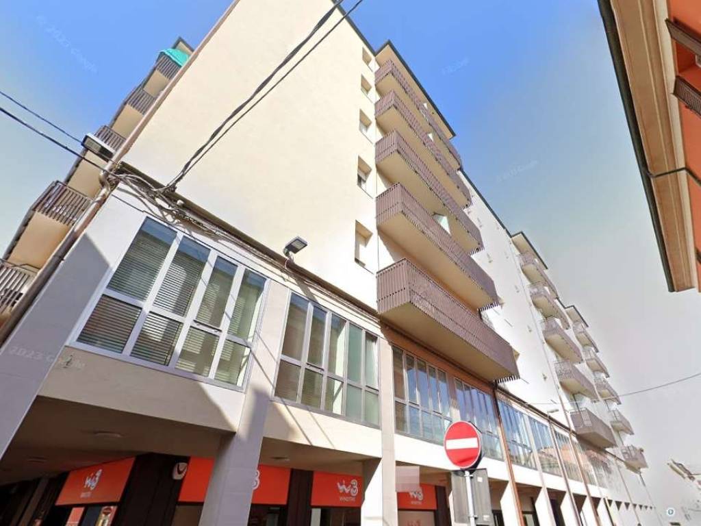 Appartamento a Cento in via Bartolomeo Campagnoli, 2 - Foto 5