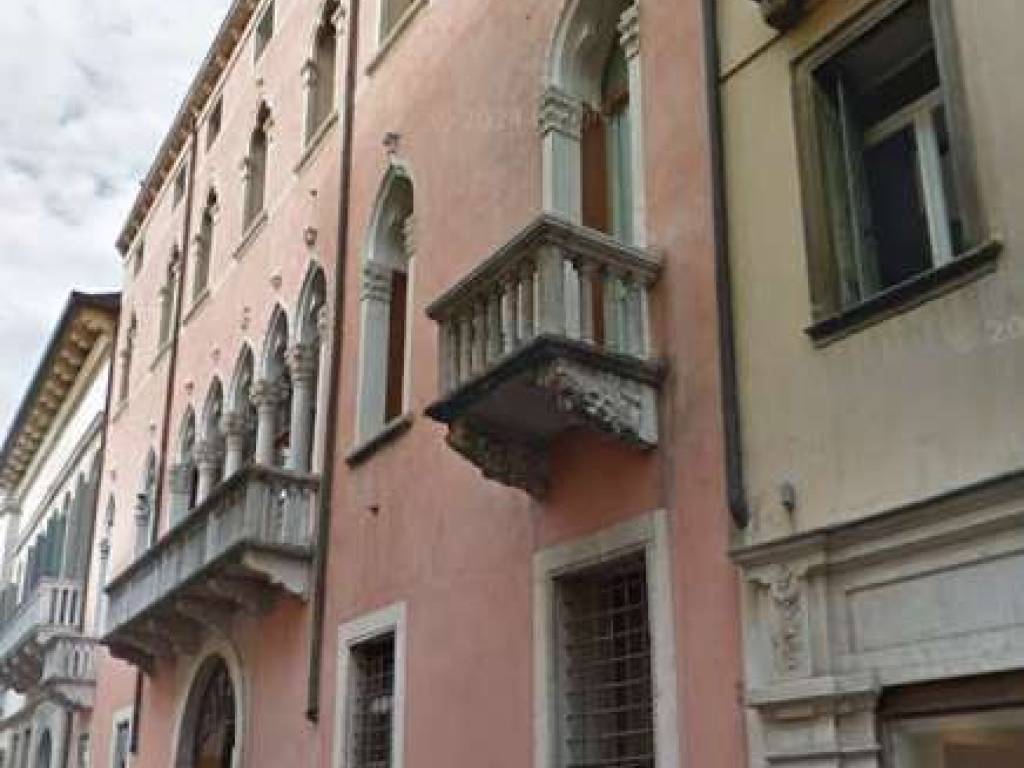 Appartamento a Vicenza in galleria del Pozzo Rosso, 13 - Foto 3