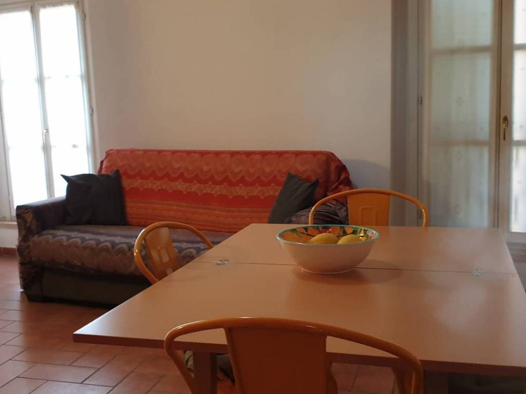 Appartamento a Reggio emilia in Piazza Antonio Vallisneri - Foto 2