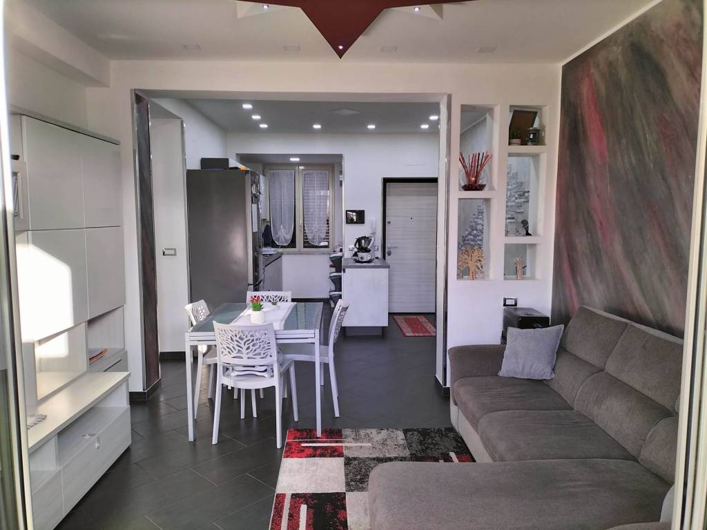 Appartamento a Messina in Via Bussone da Carmagnola - Foto 5