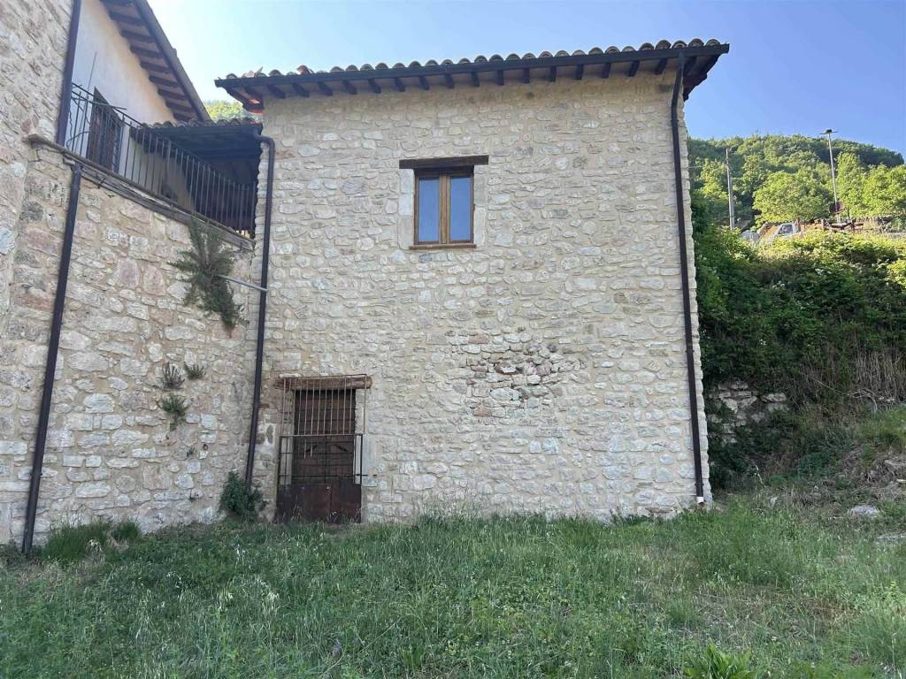 Casa indipendente a Sellano in Località Postignano - Foto 3