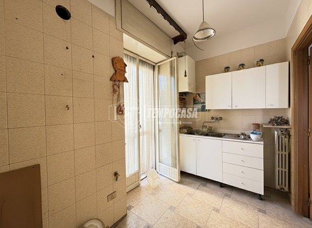 Appartamento a Foggia in Via Concetto Marchesi - Foto 4