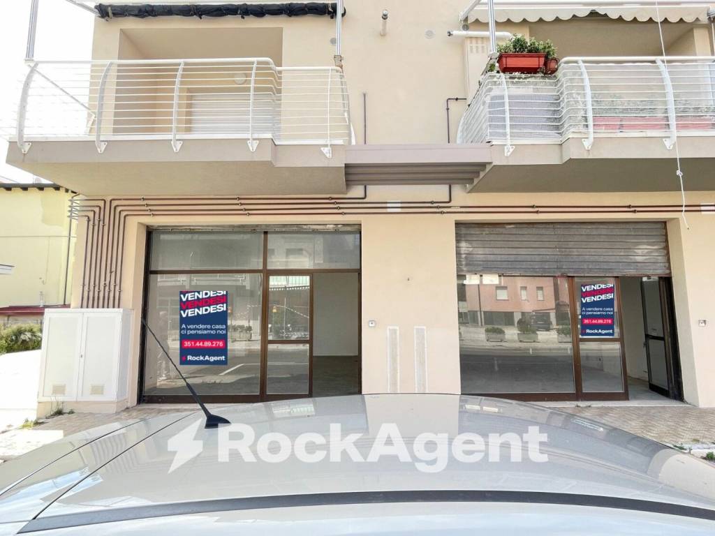 Immobile a Alba adriatica in Via Cavour, 92 - Foto 2