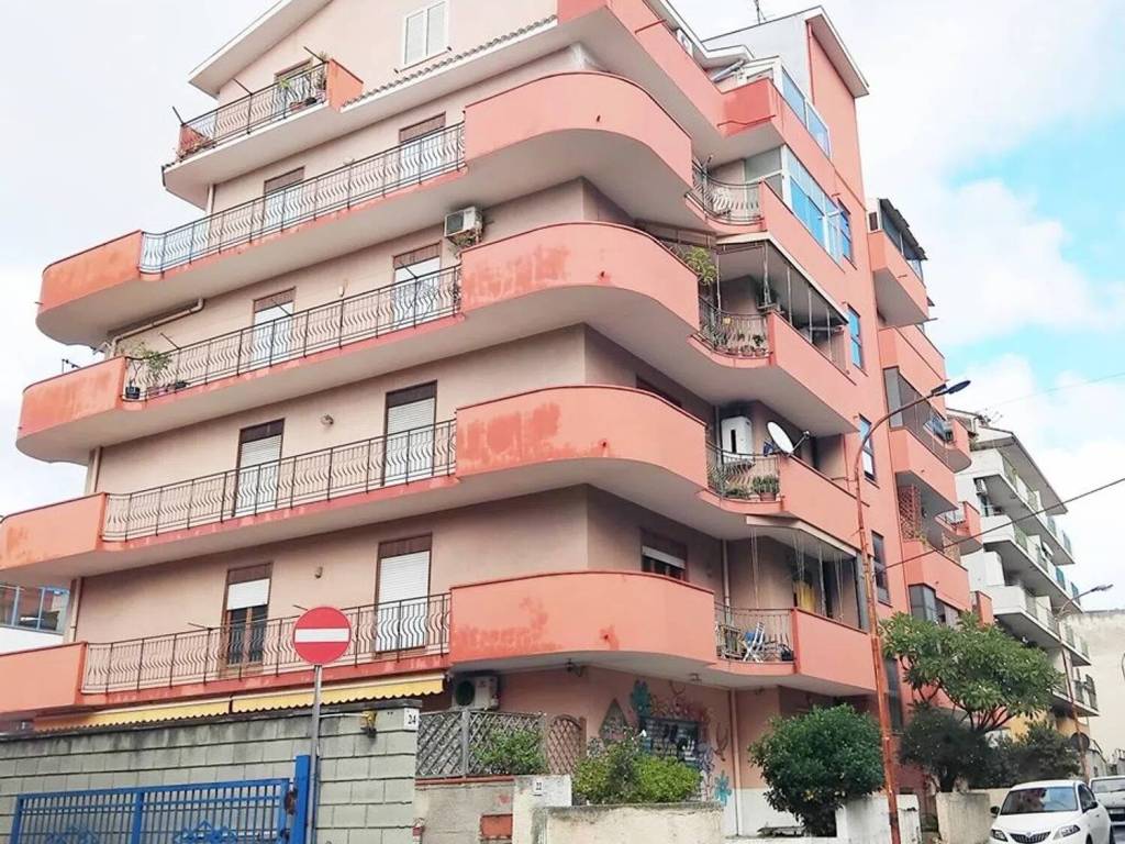 Appartamento a Barcellona pozzo di gotto in Via Fondaco Nuovo, 18 - Foto 2