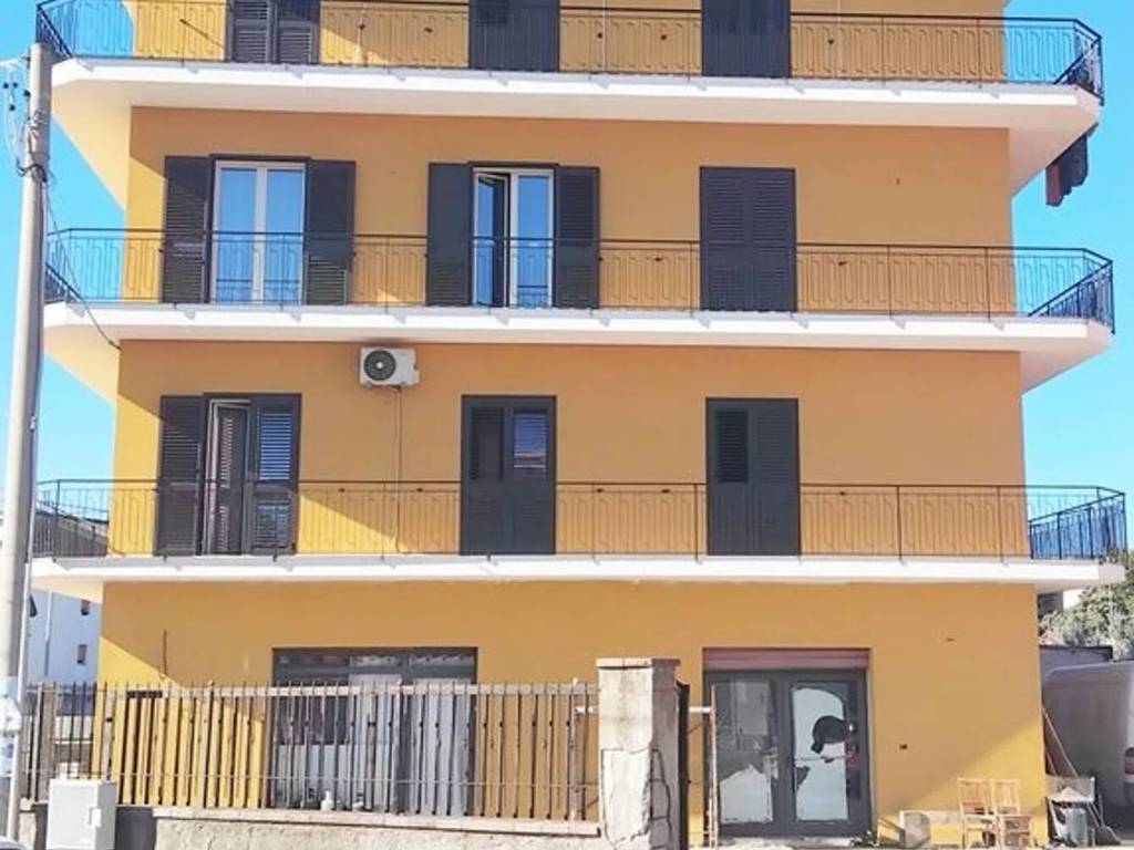 Appartamento a Barcellona pozzo di gotto in Via Fondaco Nuovo, 86 - Foto 2