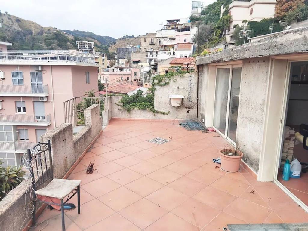 Villa a Messina in Via Gaetano Merulla, 13 - Foto 3