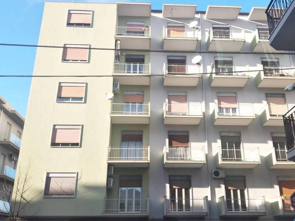 Appartamento a Barcellona pozzo di gotto in Matteotti - Foto 3