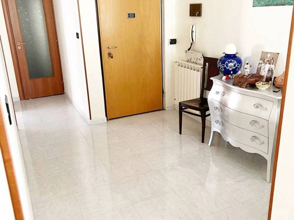 Appartamento a Barcellona pozzo di gotto in Matteotti - Foto 5