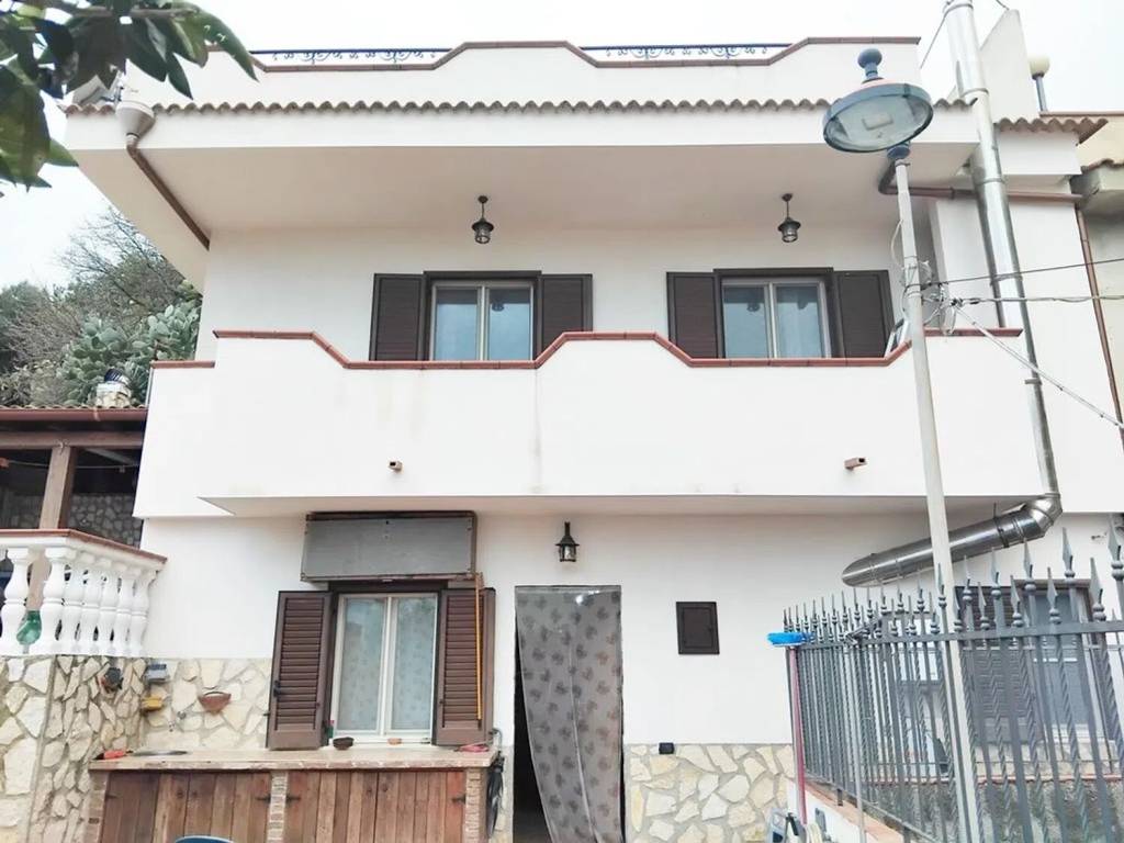 Villa a Messina in Piazza Semiramide No Number - Foto 3