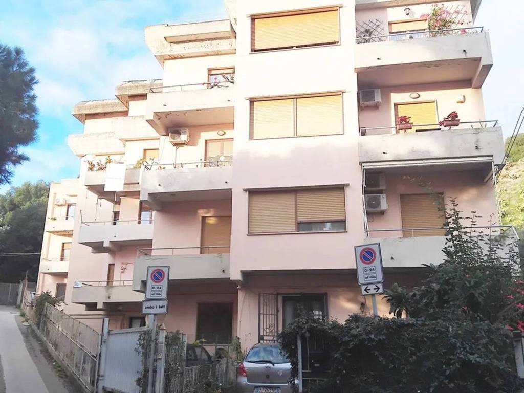 Appartamento a Messina in Viale Regina Elena, 71 - Foto 4