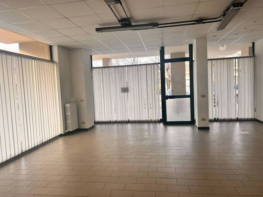 Immobile a Castagnole delle lanze in Piazza Paolo Lucchini, 19 - Foto 4