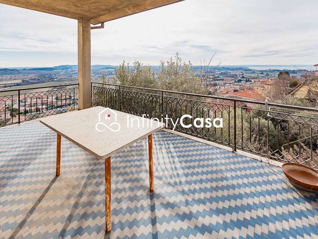 Villa a Cavaion veronese in Via Belvedere - Foto 4