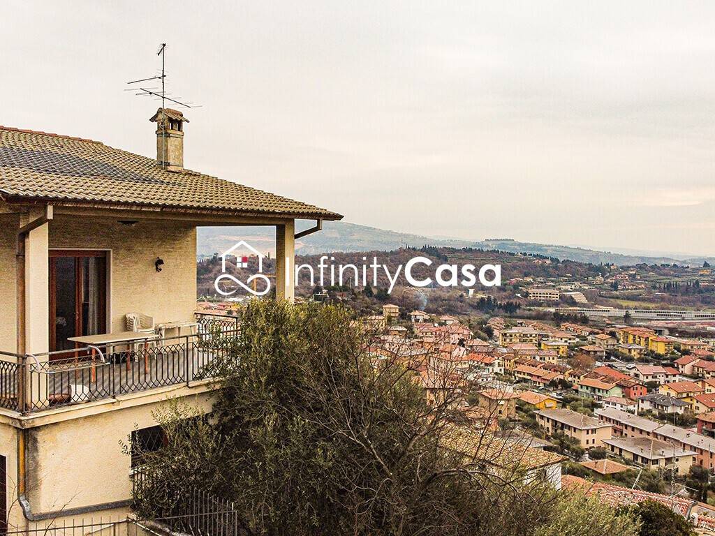 Villa a Cavaion veronese in Via Belvedere - Foto 5