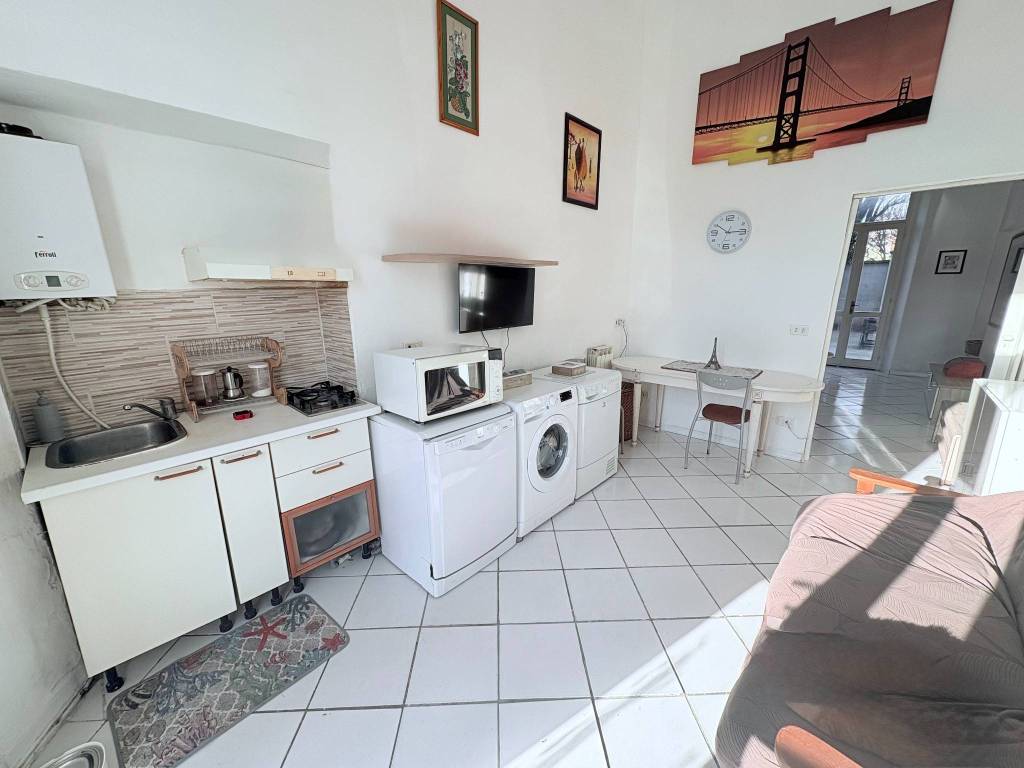 Appartamento a Gallarate in Via Luigi Galvani, 20 - Foto 4