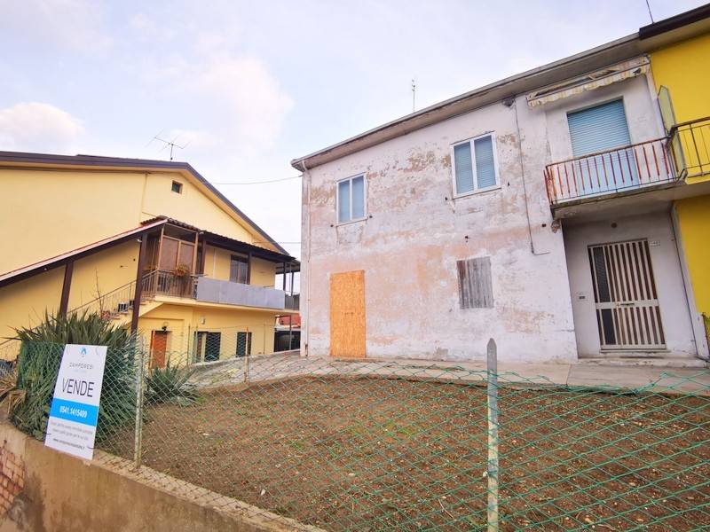 Casa indipendente a Gabicce mare in Via Romagna, 193 - Foto 4