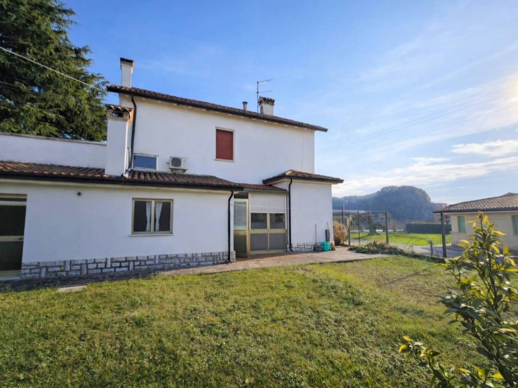 Villa a Asolo in Via Castellana - Foto 2