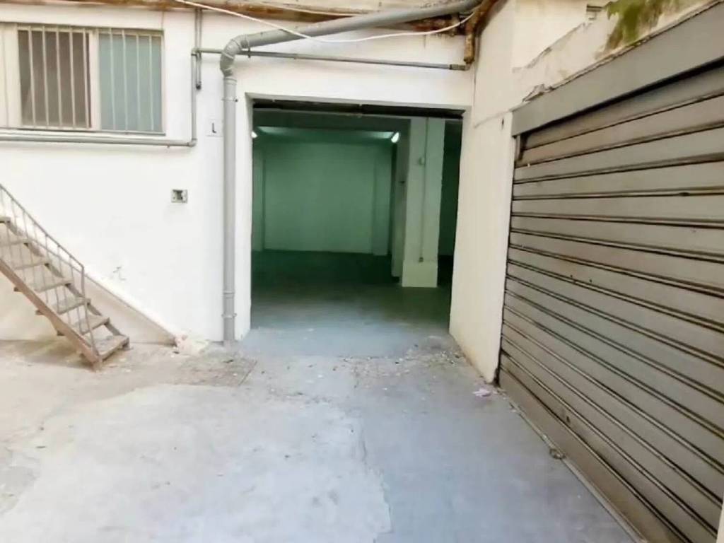 Box / garage a Catania in Via Sassari - Foto 2