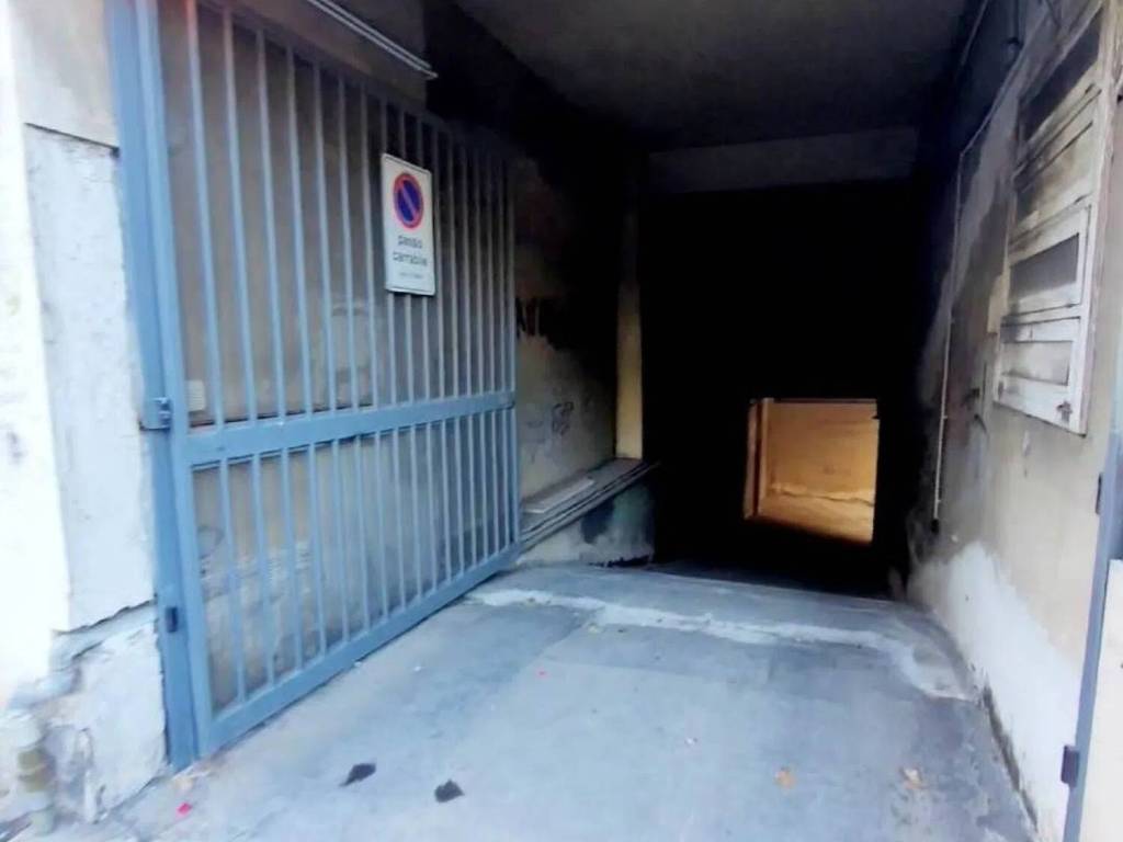 Box / garage a Catania in Via Sassari - Foto 4