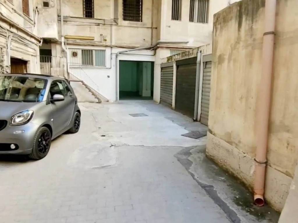 Box / garage a Catania in Via Sassari - Foto 5