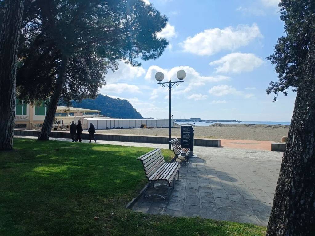 Villa a Sestri levante in Via Martiri Della Libertà - Foto 2